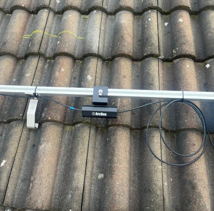 ArcBox – self-contained fire-containment device for photovoltaic panel connectors