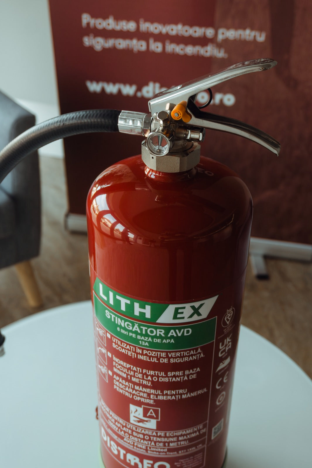 Lithium-Ion Battery Extinguisher for EVs, Scooters and Electric Scooters - LITH EX 